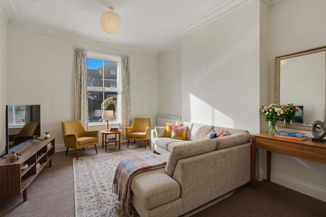 4 bed property in Bromyard Road, Worcester